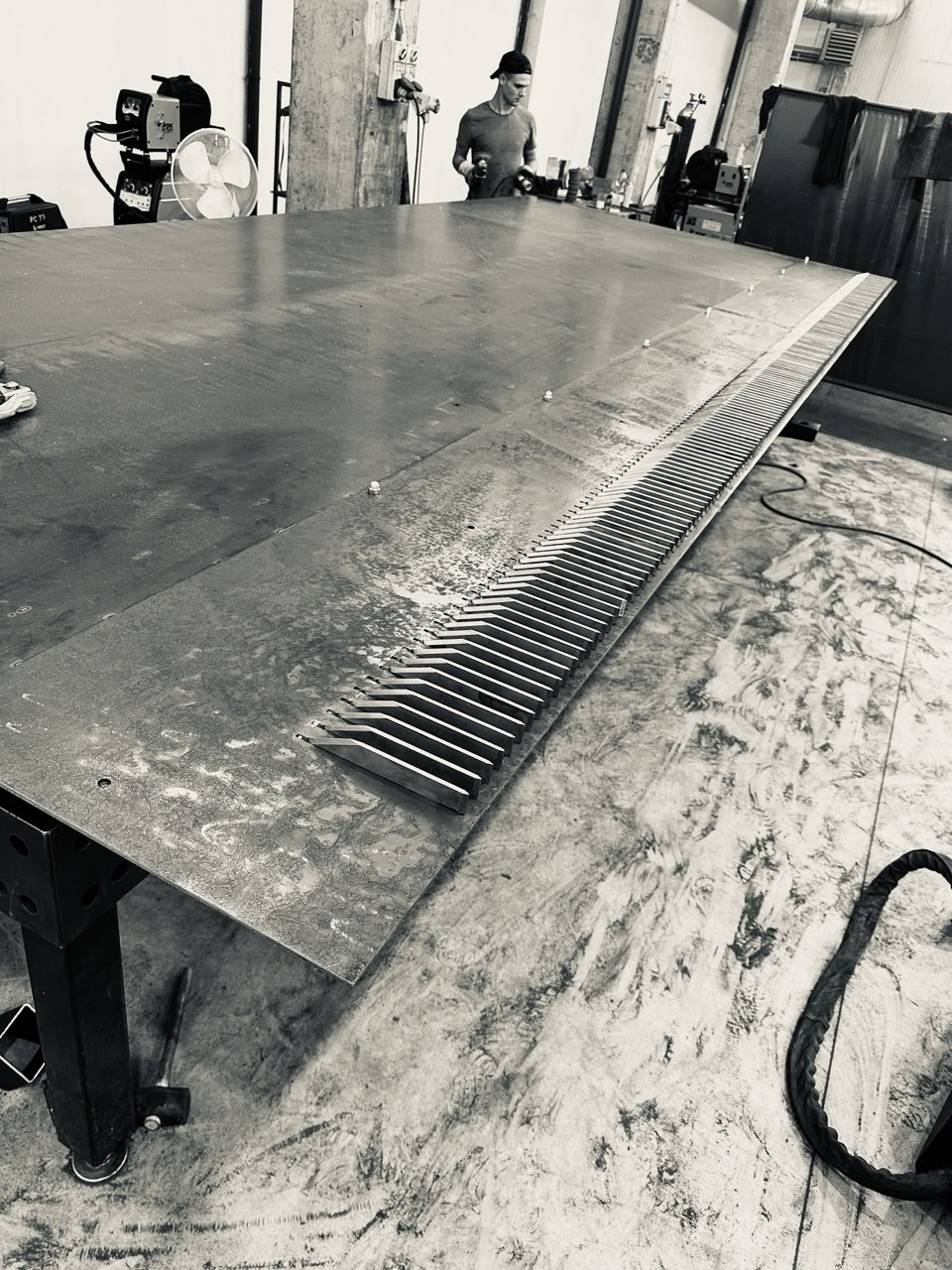 Manufacturing a large metal structure in our workshop